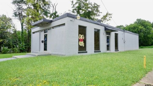 530 N Border Ave, Tyler, TX, 75702-5201 | Card Image