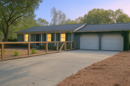 204 Chucker Dr, Summerville, SC, 29485-4706 | Card Image