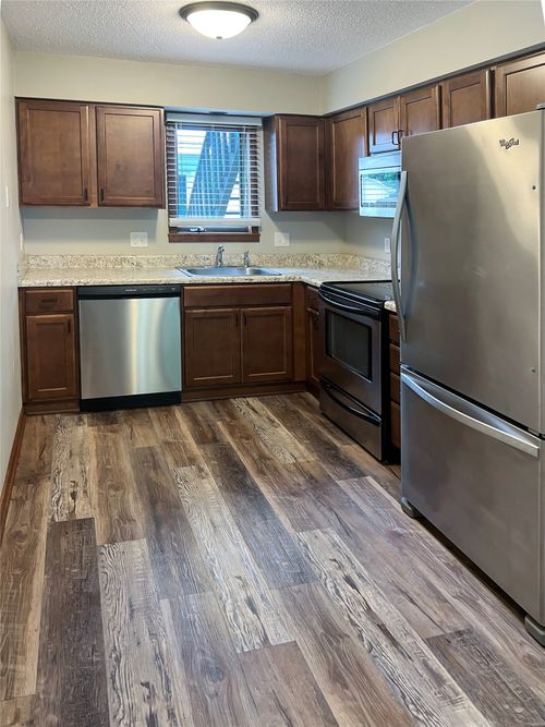 2089 Nw Hickory Ln, Ankeny, IA, 50023-1216 | Card Image