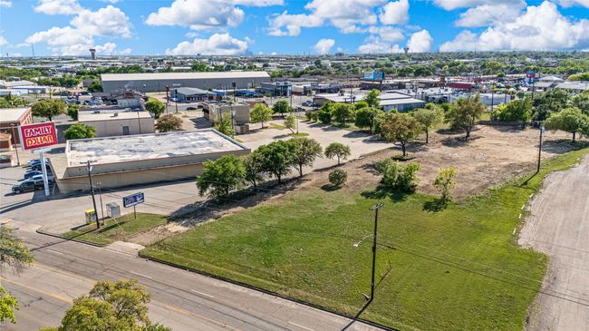 720 N New Rd, Home with 0 bedrooms, 0 bathrooms and null parking in Waco TX | Image 8