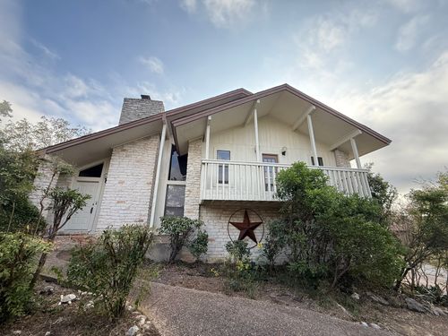 203 Blue Ridge Trl, Austin, TX, 78746-5462 | Card Image