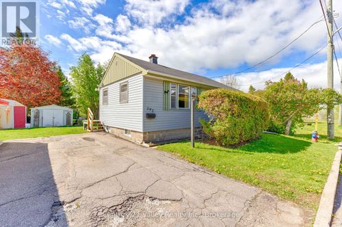 397 Mary Avenue, Renfrew, ON, K7V3P6 | Card Image