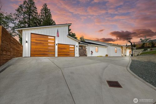 24027 Dolphin Ln, Mount Vernon, WA, 98274-5036 | Card Image