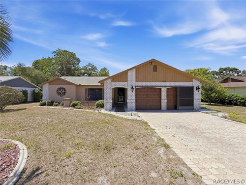 8081 Pagoda Dr, Spring Hill, FL, 34606-6814 | Card Image