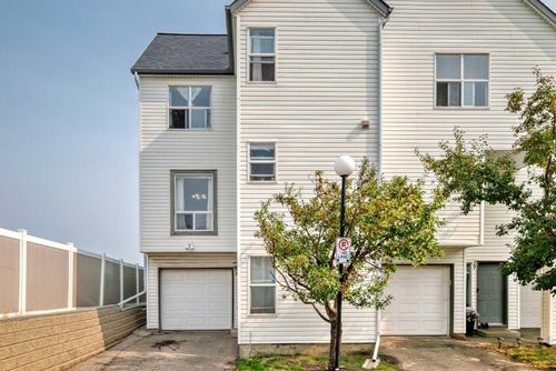 28-200 Hidden Hills Terr Nw, Calgary, AB, T3A6E8 | Card Image