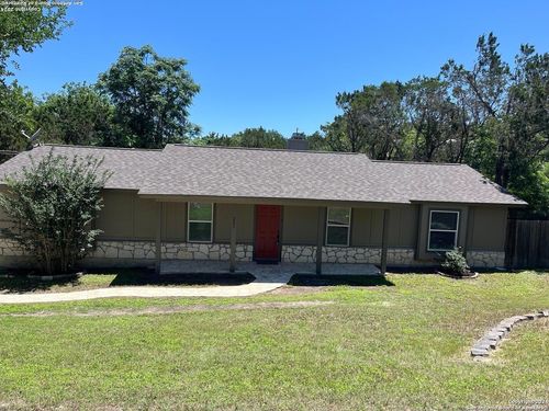 221 Doeskin Dr, Boerne, TX, 78006-8925 | Card Image