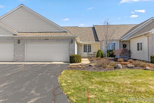 8308 Ridgestone Dr Sw, Byron Center, MI, 49315-8449 | Card Image
