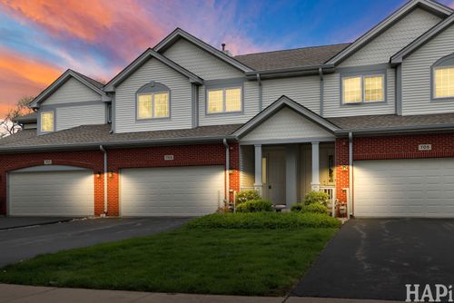 703 Owl Creek Ln, Gurnee, IL, 60031-4229 | Card Image