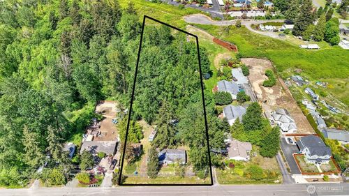 1810 S 27th St, Renton, WA, 98055-5202 | Card Image