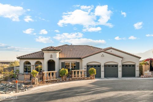 2705 W Wildwood Drive, Phoenix, AZ, 85045 | Card Image