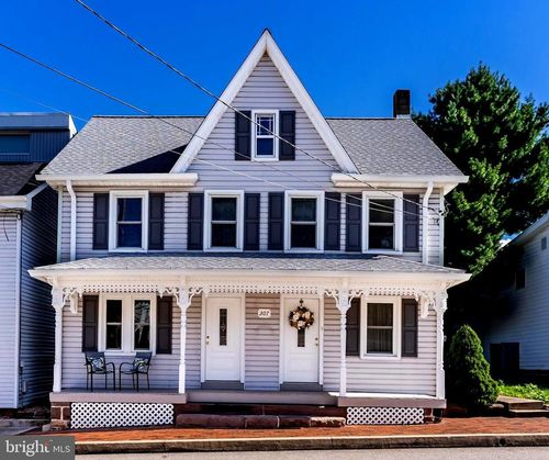 307 W Front St, LEWISBERRY, PA, 17339-9637 | Card Image