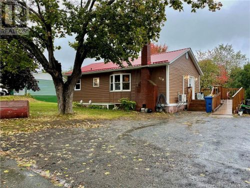 119 Glen Ave, Woodstock, NB, E7M1T5 | Card Image