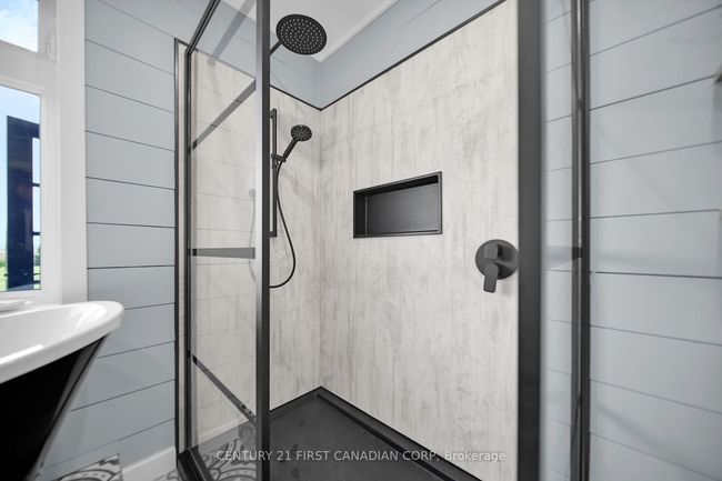 24631 Stalker Line, House other with 3 bedrooms, 2 bathrooms and 10 parking in West Elgin ON | Image 20