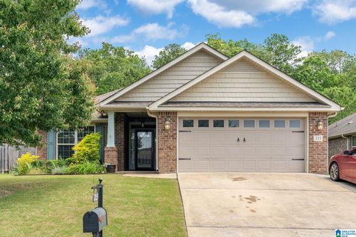 315 Ivy Hills Cir, CALERA, AL, 35040-5057 | Card Image