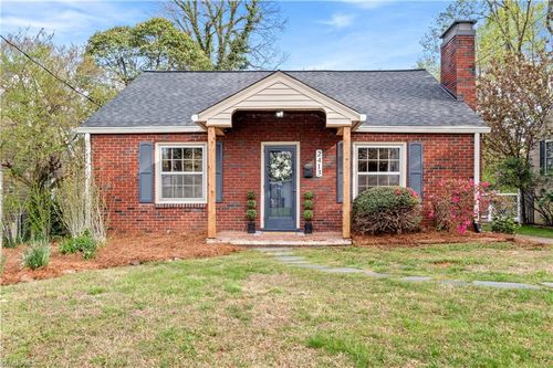 2413 Walker Avenue, Winston-Salem, NC, 27103 | Card Image