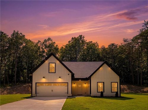 539 E Valley Rd Ne, Rydal, GA, 30171-1610 | Card Image