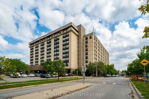 312-2737 Keele St, North York, ON, M3M2E9 | Card Image