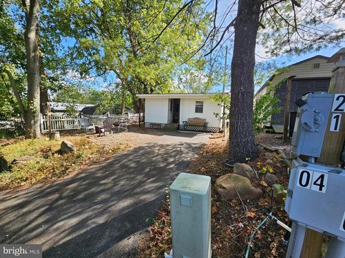 Block 21 Lot 4 Old Faceful St, FALLING WATERS, WV, 25419 | Card Image