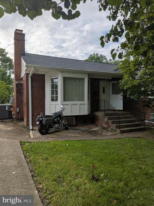 3440 Payne St, FALLS CHURCH, VA, 22041-2020 | Card Image