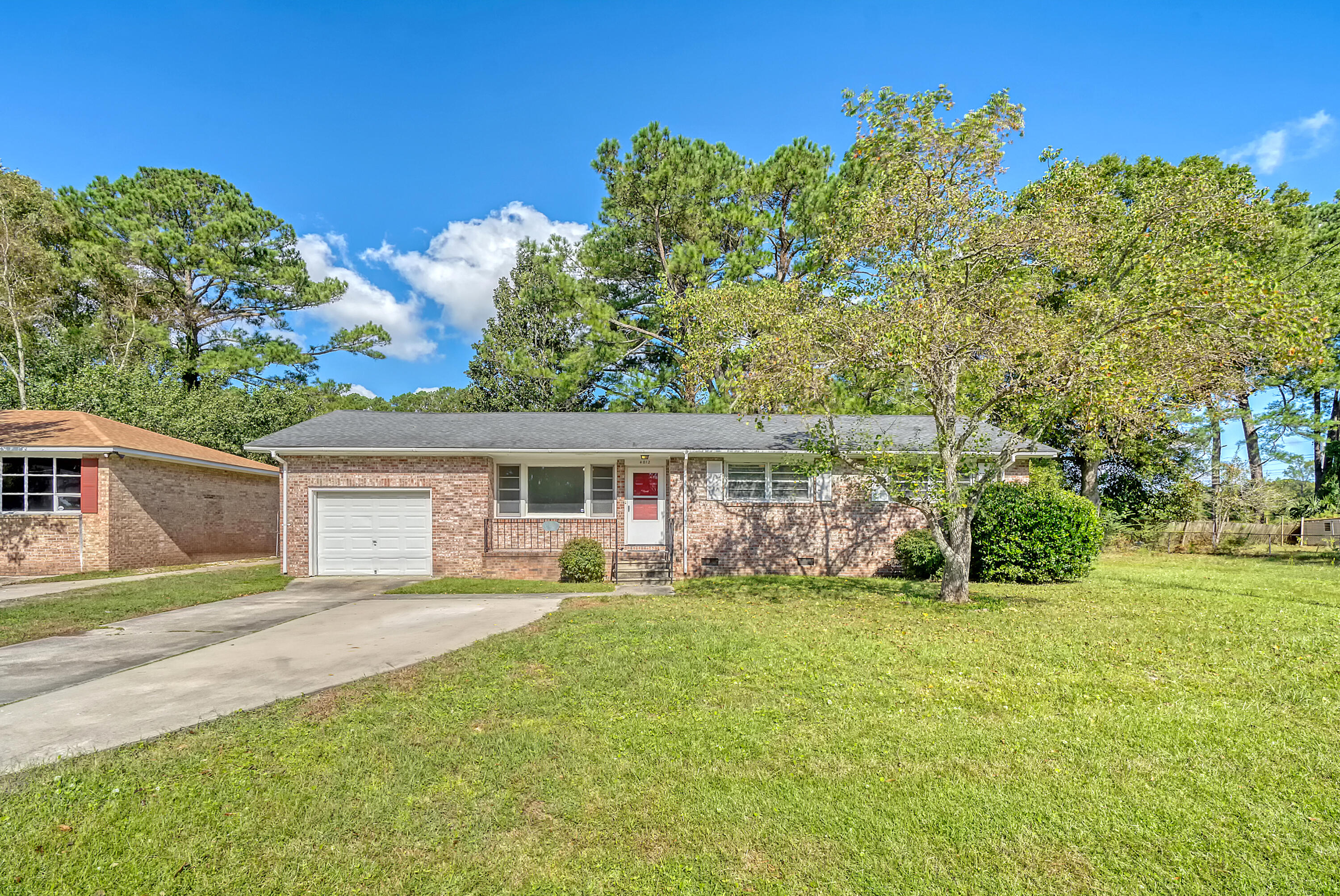 Marilyn Dr, North Charleston, SC 29418