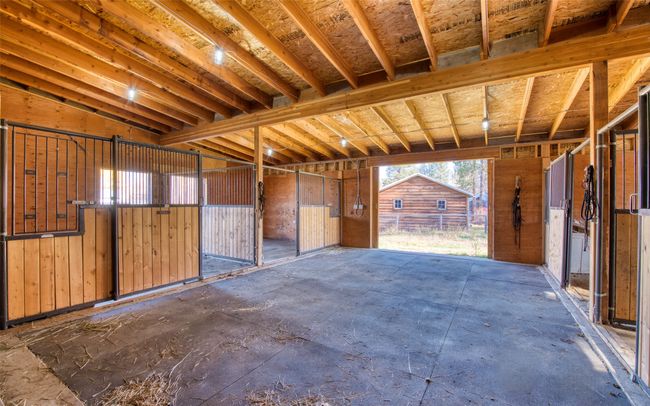2291 Meridian Rd, House other with 5 bedrooms, 3 bathrooms and null parking in Victor MT | Image 69