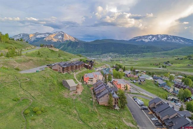 110 - 20 Hunter Hill Rd, Condo with 2 bedrooms, 2 bathrooms and null parking in Crested Butte CO | Image 34