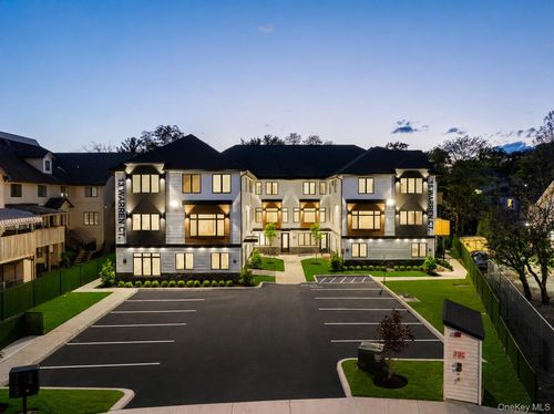 112-15 Warren Ct, Monsey, NY, 10952-3579 | Card Image