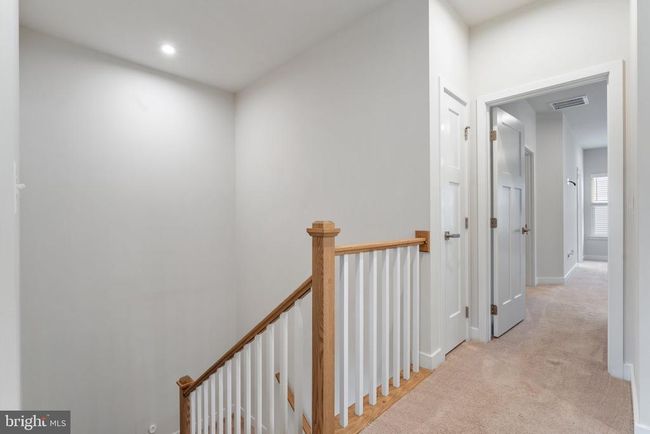 7769 Blackburn Ridge Dr, Townhouse with 4 bedrooms, 4 bathrooms and null parking in MANASSAS VA | Image 38