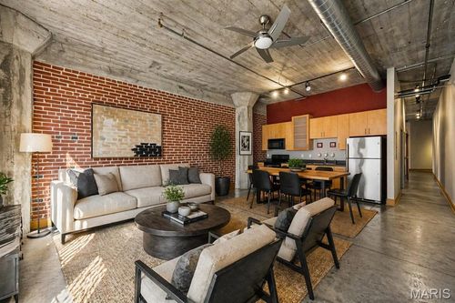 408-1601 Washington Ave, Saint Louis, MO, 63103-1811 | Card Image