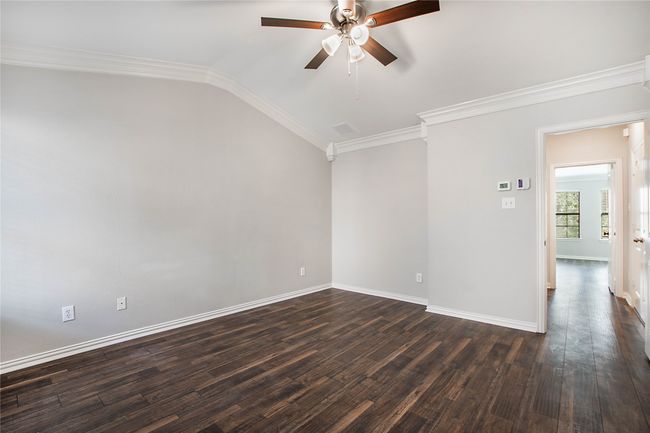 1511 Biltmore Ln, Townhouse with 3 bedrooms, 4 bathrooms and null parking in Irving TX | Image 19