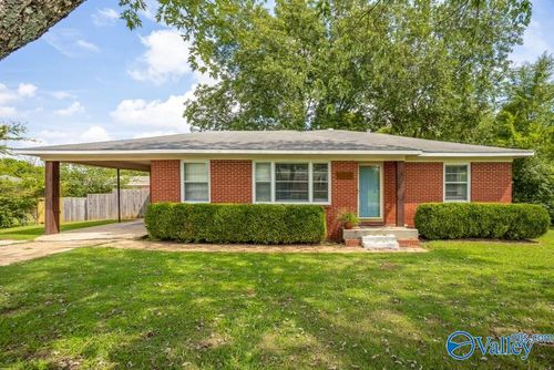 2406 Crestwood Dr Sw, Huntsville, AL, 35805-3141 | Card Image