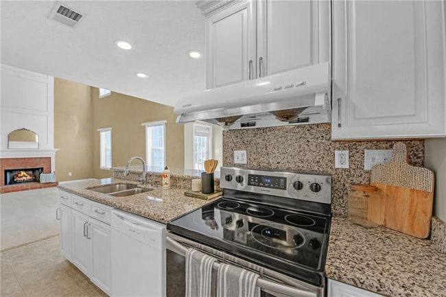 2983 Bancroft Gln Nw, House other with 3 bedrooms, 3 bathrooms and null parking in Kennesaw GA | Image 9