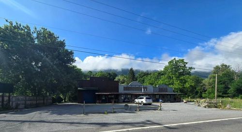 2196 Gratton Rd, Tazewell, VA, 24651-9525 | Card Image
