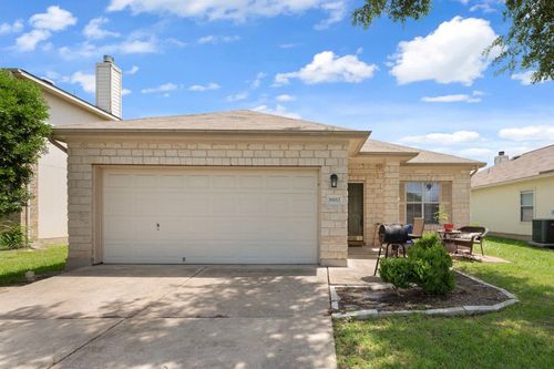 18112 Skysail Dr, Manor, TX, 78653-3673 | Card Image