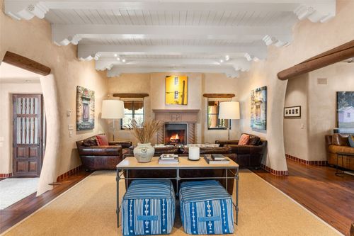 213 Camino Encantado, Santa Fe, NM, 87501-1089 | Card Image