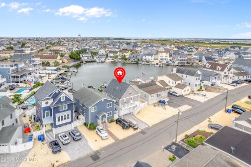 405 8th Ave, Seaside Heights, NJ, 08751-1313 | Card Image