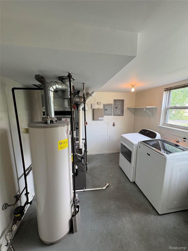 Utilities and Laundry Room.jpg | Image 13