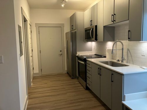 apt-212-542 Southgate Ave, Nashville, TN, 37203-5618 | Card Image