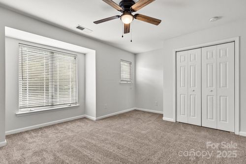 1125 Kurt Ct, Charlotte, NC, 28209-2806 | Card Image