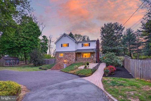 261 Upper Ferry Rd, Ewing, NJ, 08628-1533 | Card Image