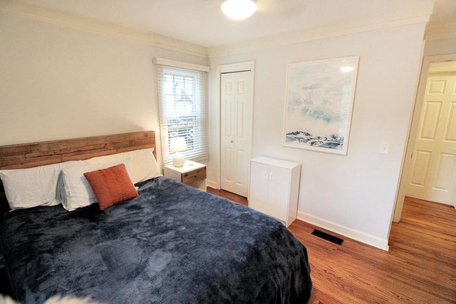 Main floor BR | Image 10