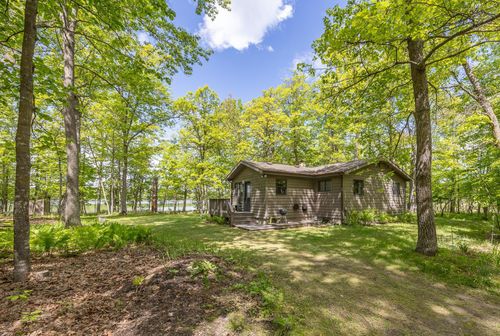1109 County 46 Nw, Hackensack, MN, 56452-2077 | Card Image