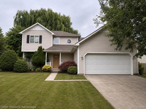 2803 Reflection Ave, Waterford, MI, 48328-2675 | Card Image