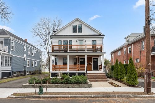 40-40 Harlow St, Arlington, MA, 02474-6802 | Card Image