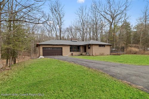 362 State Route 32 N, New Paltz, NY, 12561-3015 | Card Image