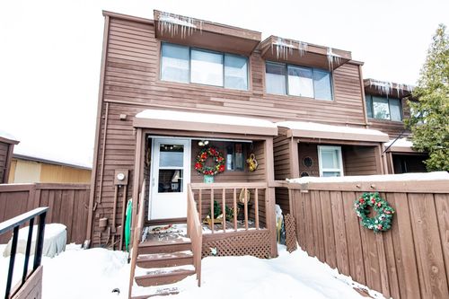 1723 42nd St S, Fargo, ND, 58103-4420 | Card Image