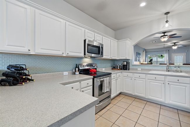 9204 Brents Elm Dr, House other with 3 bedrooms, 2 bathrooms and 2 parking in Austin TX | Image 10