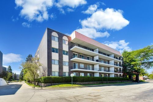 401-4949 Golf Rd, Skokie, IL, 60077-1422 | Card Image