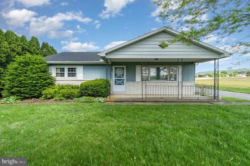 148 N Good Spring Rd, HEGINS, PA, 17938-9387 | Card Image