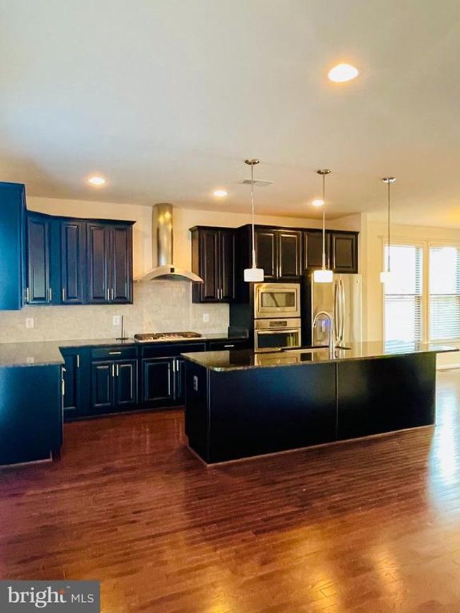 24456 Hawthorn Thicket Ter, Townhouse with 3 bedrooms, 4 bathrooms and null parking in STERLING VA | Image 5